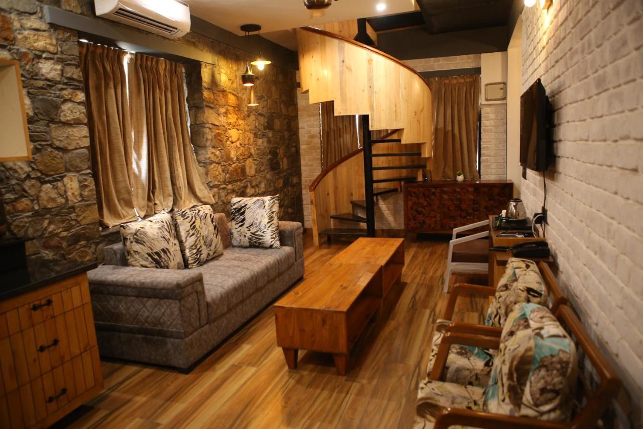 Granny'S Den Resort Rājpur Dış mekan fotoğraf