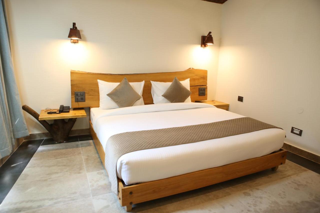 Granny'S Den Resort Rājpur Dış mekan fotoğraf