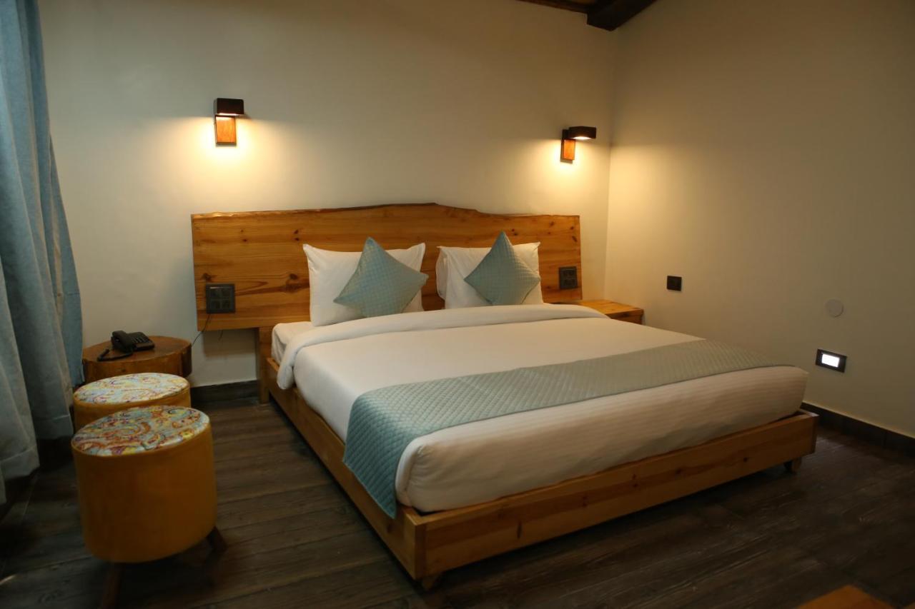 Granny'S Den Resort Rājpur Dış mekan fotoğraf
